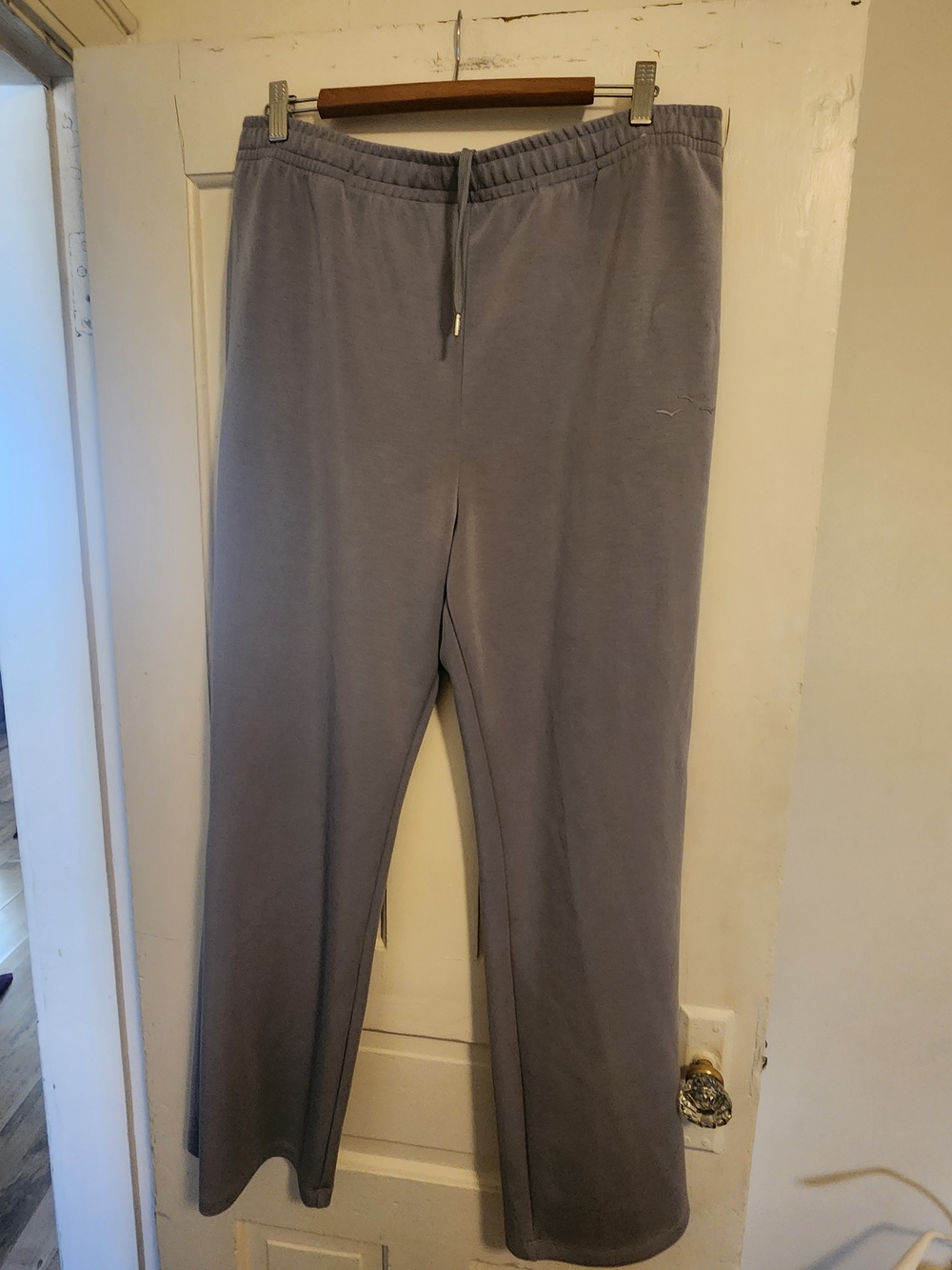 Women's Gray Drawstring Sweatpants